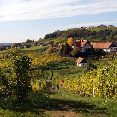 Privatunterkunft Winzerhof Familie Kloeckl